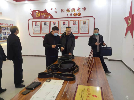 Yu Jiliang, vice chairman of the Kaifeng Municipal People's Congress Standing Committee, conducted a field research at the company