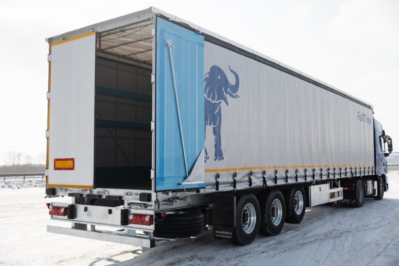 Curtainsider Semi Trailer