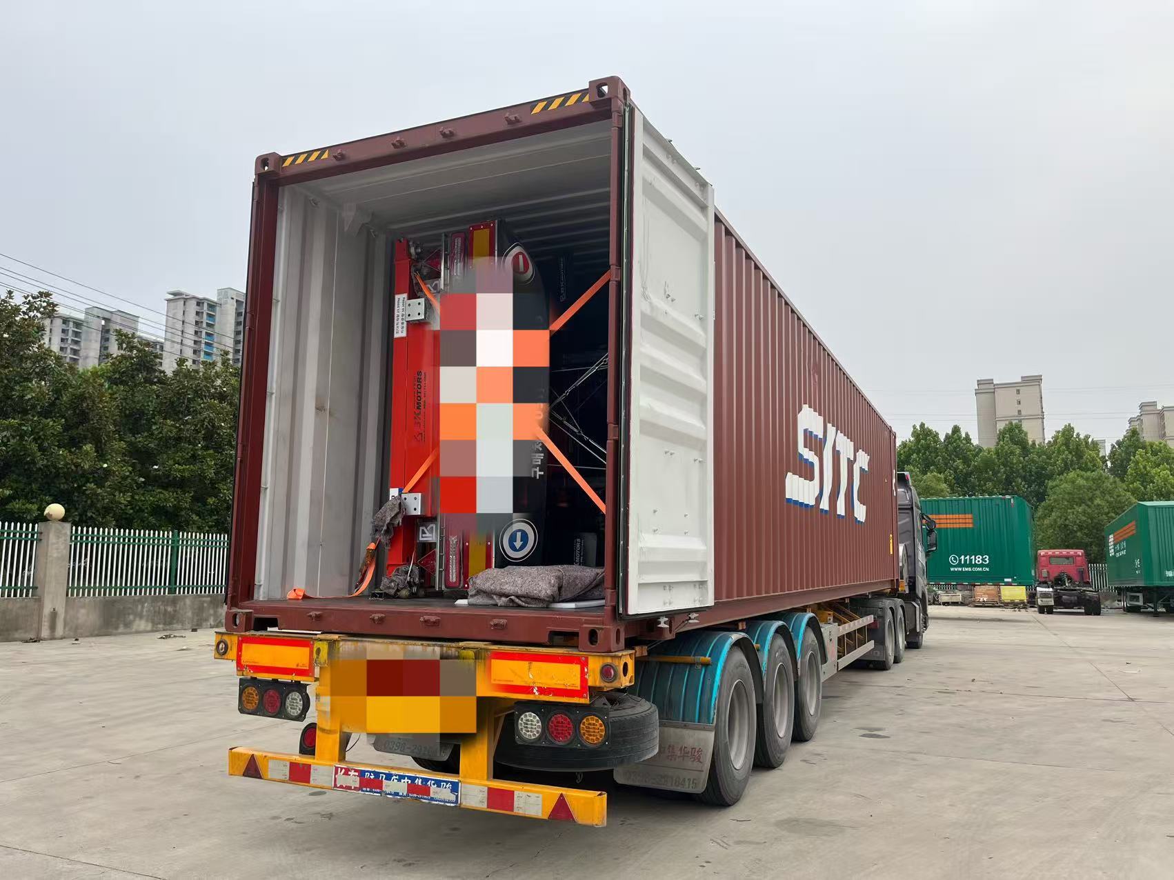 40-Foot 2-Axle&3-Axle Container Skeleton Semi-Trailers Depart for South Korea Today
