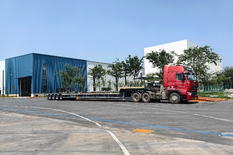 TianJun Delivers High-Quality Customized Lowbed Trailer for Alkhorayef Group – TUV TPI Approved