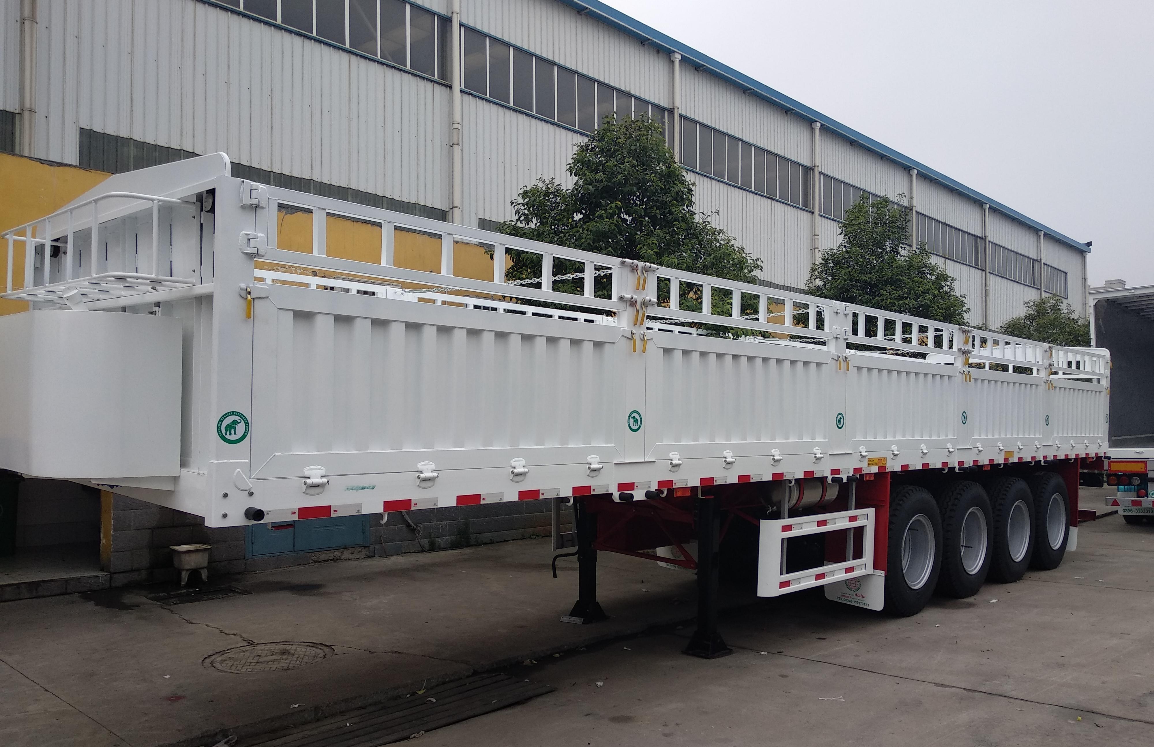 12.6M 4-Axle Stake Semi Trailer