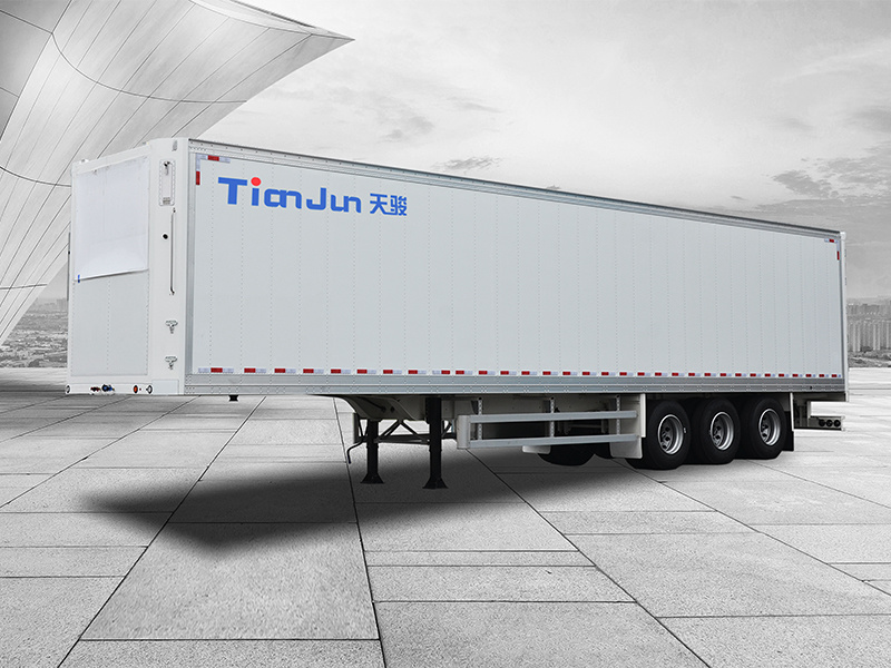 Refrigrated semi trailer Refrigrated semi trailer