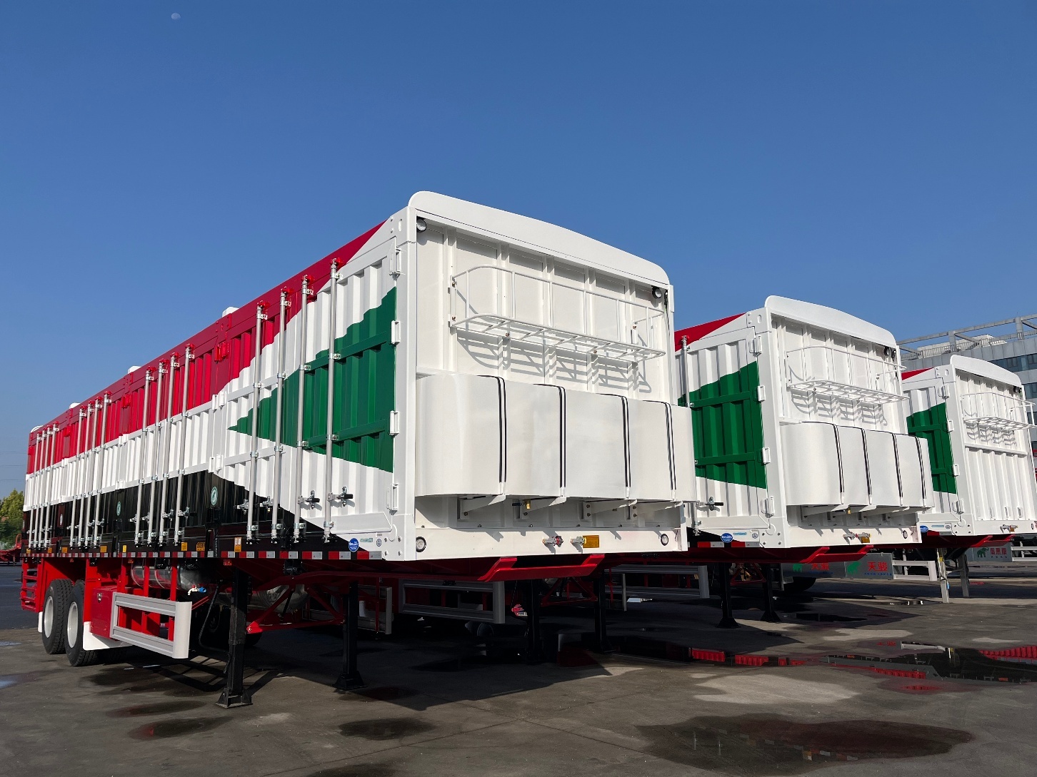 6 Van Semi Trailers will be shipped to Sudan 6 Van Semi Trailers will be shipped to Sudan