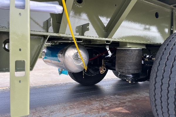 stretch flatbed semi trailer