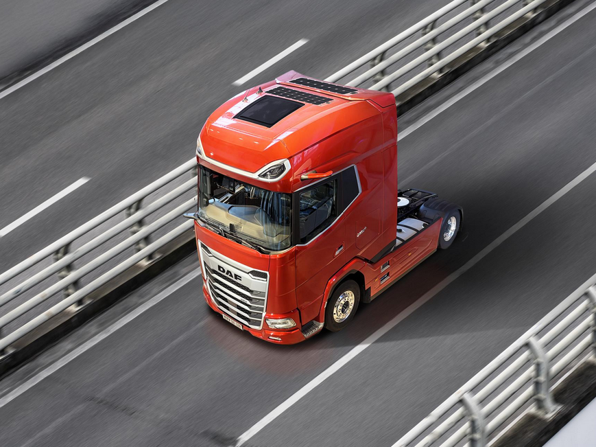 PACCAR Parts Introduces Lightweight Solar Panels for Trucks – Cut Fuel Costs & Boost Sustainability