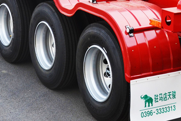 Hazardous goods semi trailer Hazardous goods semi trailer
