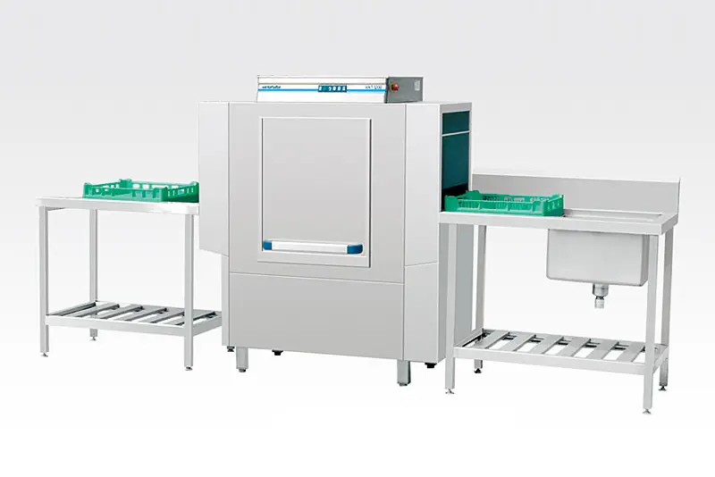 Basket transfer dishwasher