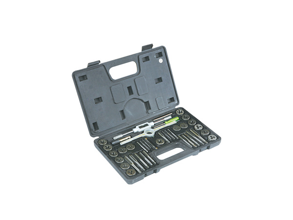 40 pieces METRIC TAP SET