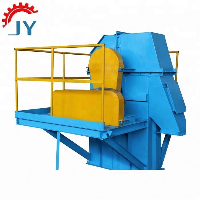 Large capacity bucket elevator