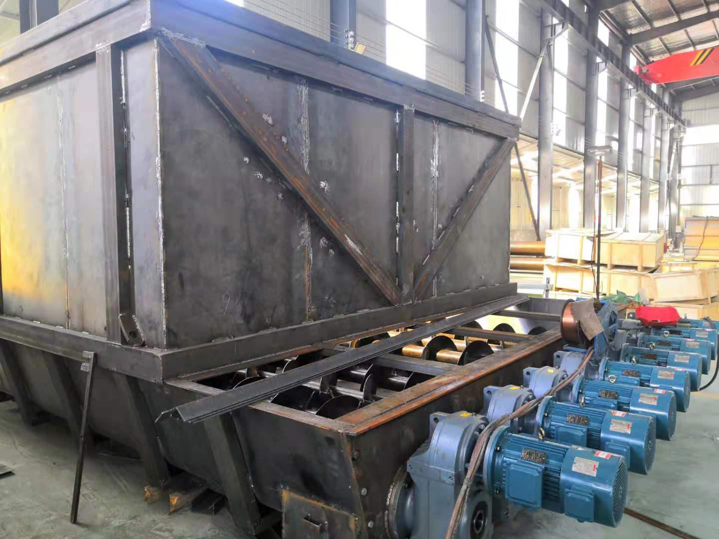 Live bottom silo