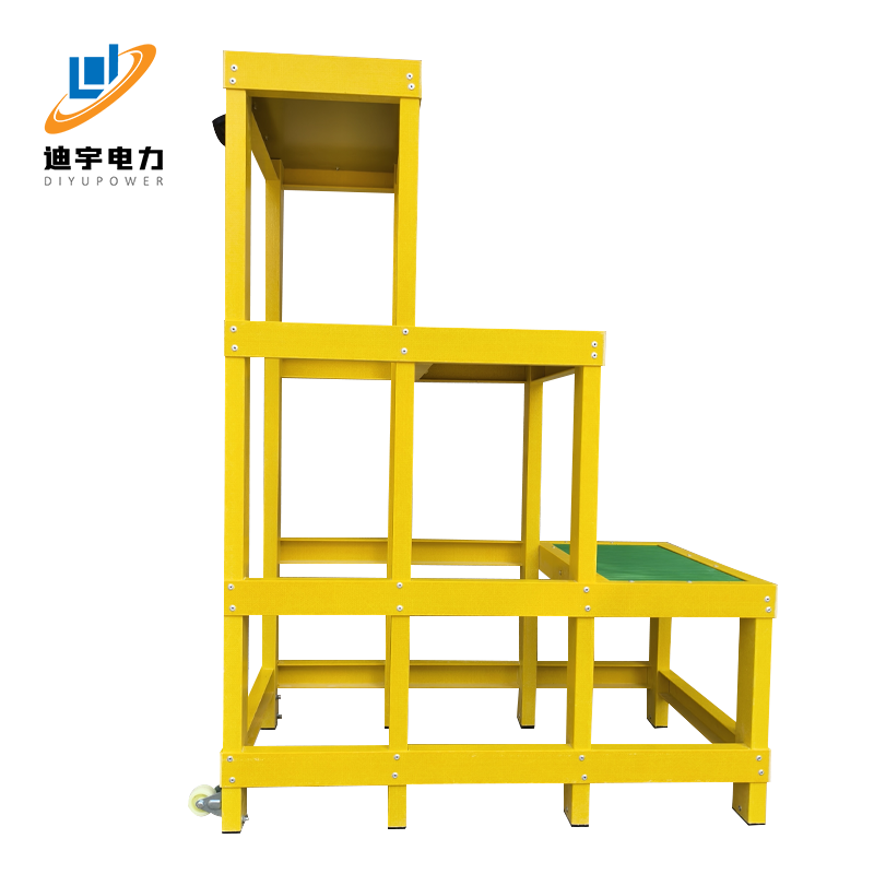 Three-storey ladder