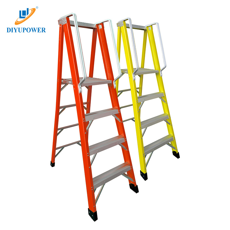Semi-insulated handrail ladder