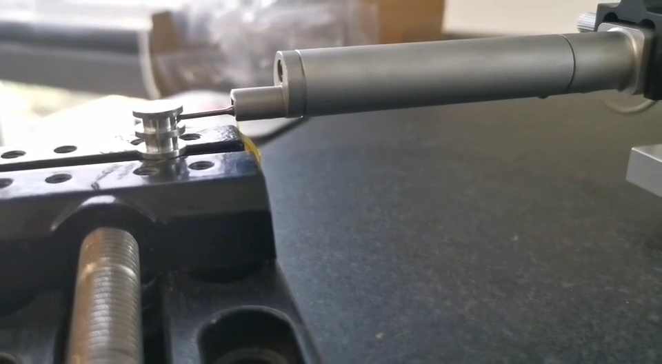 Roughness Measurement of Small Space Roughness Measurement of Small Space