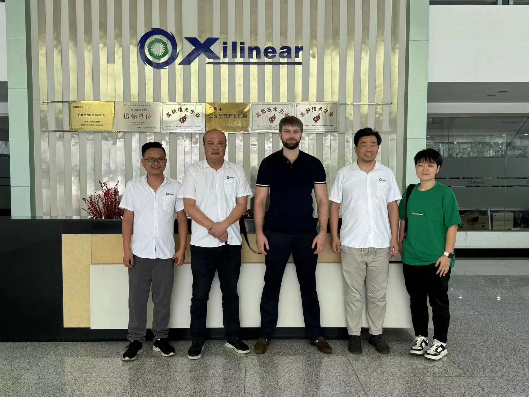 Renowned Arab Beverage Company Delegation Visits Xili to Strengthen Cooperation