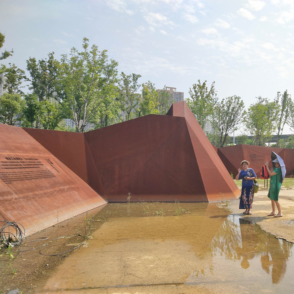 Corten Steel  Garden Sculpture Rust Finish Construction Materials Custom Cutting Welding Bending to ASTM Standard