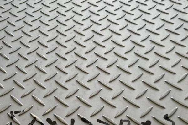 SS 304 chequered plate