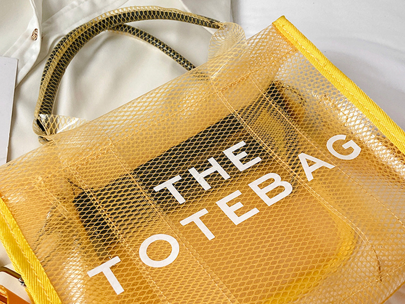 How to clean a dirty leather bag