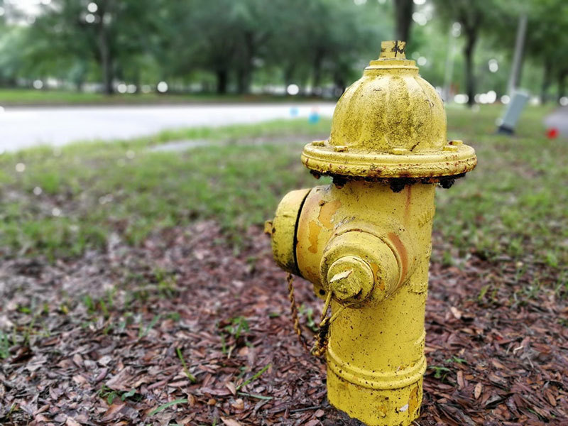 Uso de hidrantes de incendios en interiores