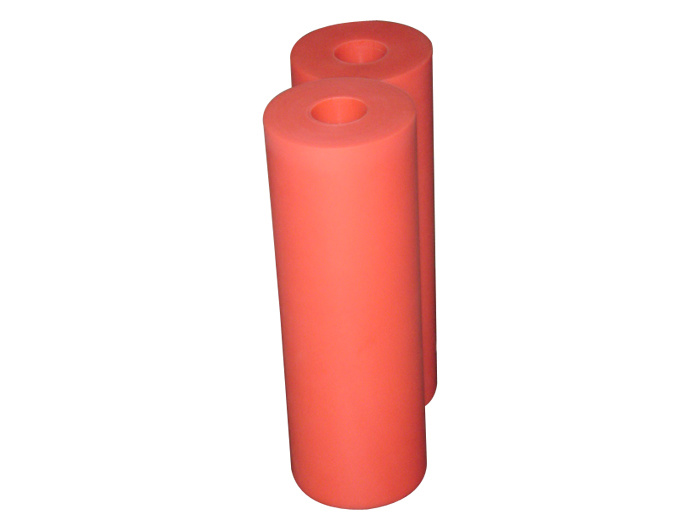Oil-resistant silicon roller