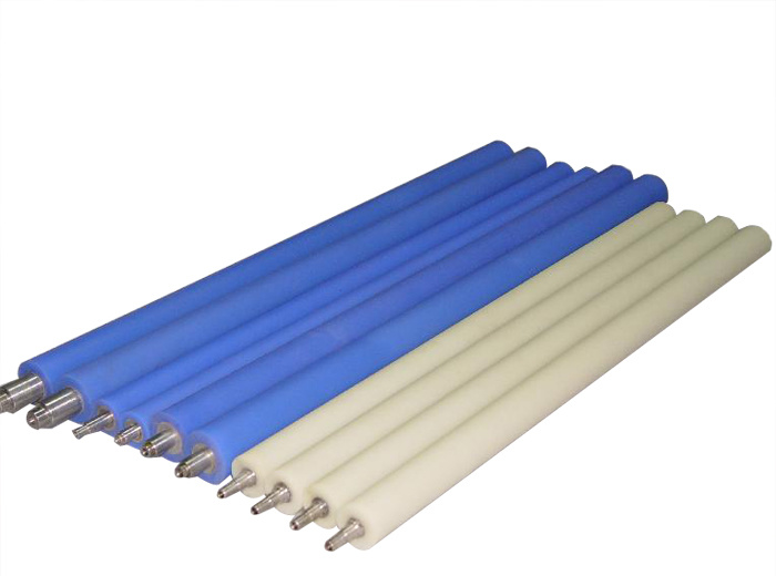 Dust roller