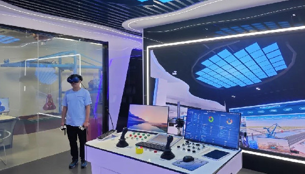 苏港智能VR虚拟实验室正式投入使用