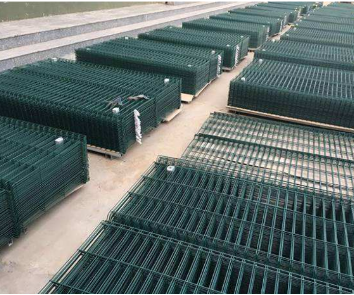Galvanized 3d Curved Welded Wire Mesh Panel Fence for Road Garden Land School Playground Factory Directly Supply Home Outdoor Decorative