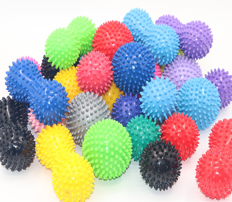 SPIKY MASSAGE BALL