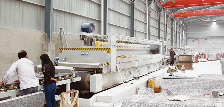 How to choose suitable stone cutting equipment