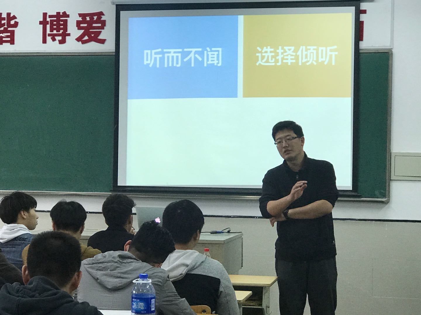 杭州汽車高級(jí)技工學(xué)校
