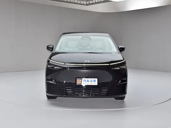 Luxury Xpeng X9 New Energy Electric Cars MPV Vehicle Maximum Speed 200kmH 4WD Electric Vehicles