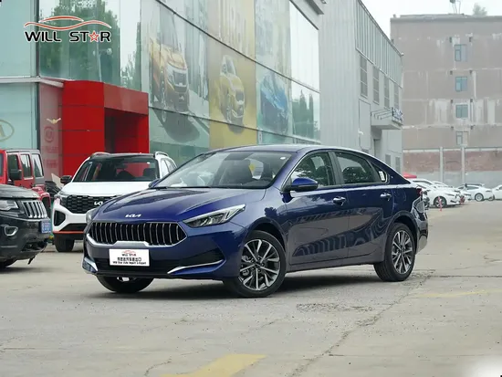KIA K3 Cheap Gasoline Vehicle 1.5L CVT Luxury Compact Car Adult Used New Auto in Stock