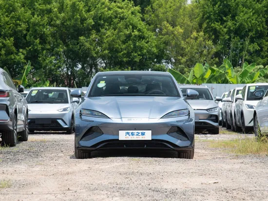 سيارات كهربائية رخيصة BYD Seal سيدان 4 أبواب 5 مقاعد متوسطة الحجم 650 كم سيارة كهربائية سيارة طاقة جديدة