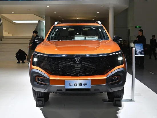 China Made Changan Auto Hunter New Energy Hybrid Vehicle Double Row 5 Seats Mini Pick up Truck