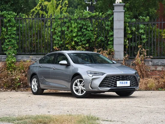 Latest Models Gas Car Buick Regal with 4-Door 5-Seater Second-Hand Car Wholesale