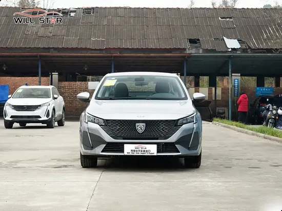 Cheap Used Chinese Car Peugeot 408 1.8L Automatic Luxury Edition Cars in Stock