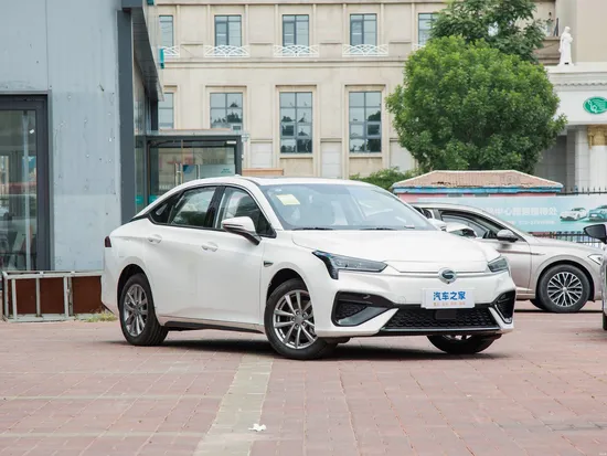 High Quality Used Aion S Long Battery Life 510km New Energy Vehicle