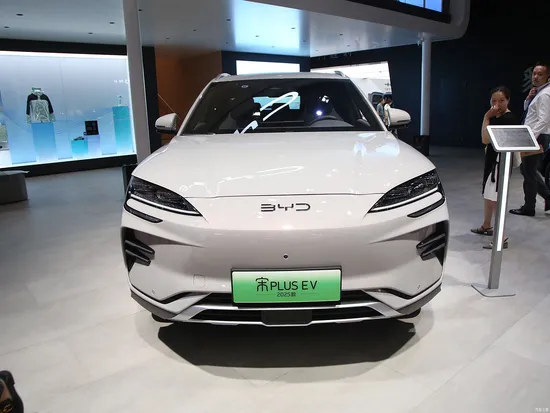 سيارات كهربائية BYD Song Plus SUV سيارات طاقة جديدة إصدار Honor 605 كم الرائد