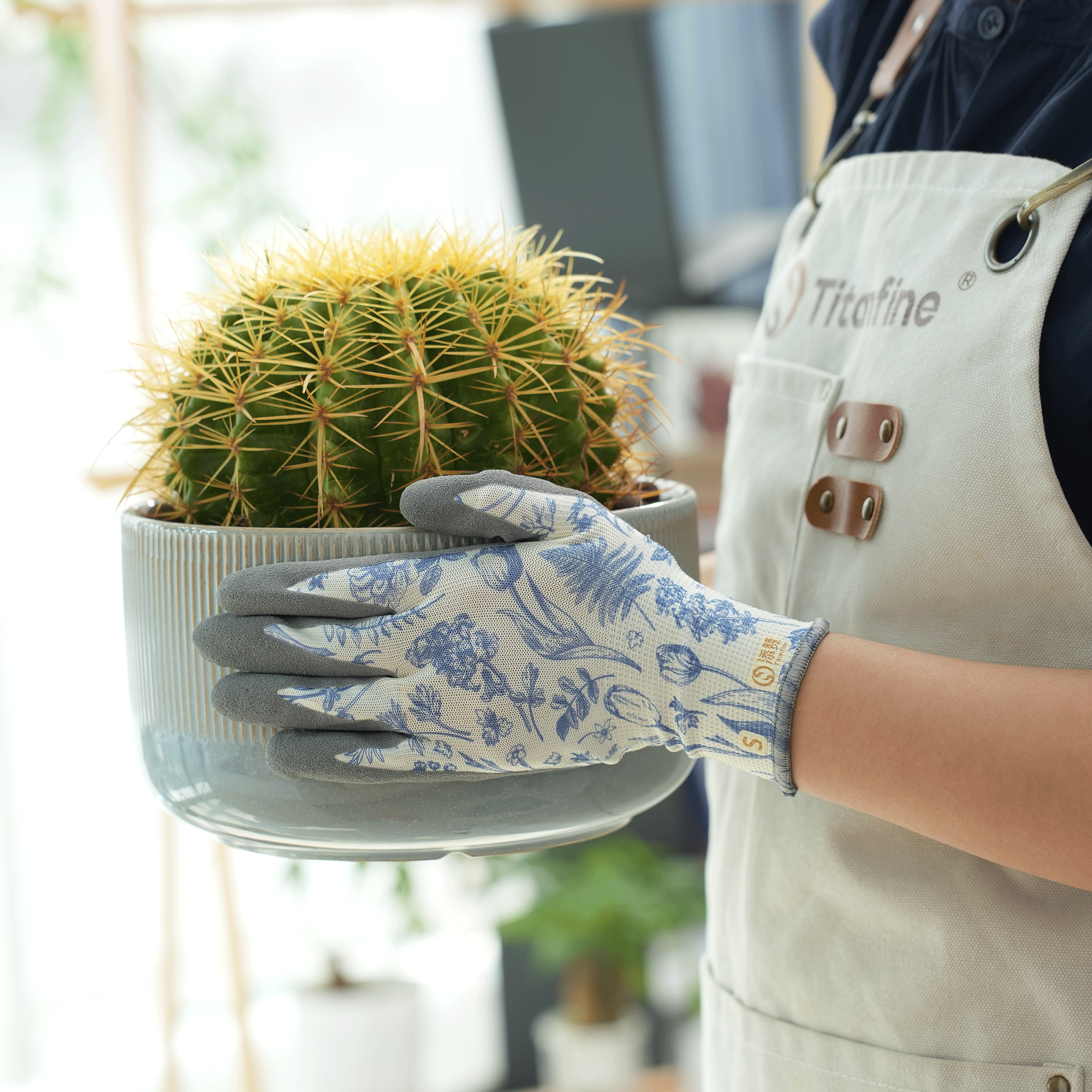 Titanfine Light Feather Gardener Protective Gloves