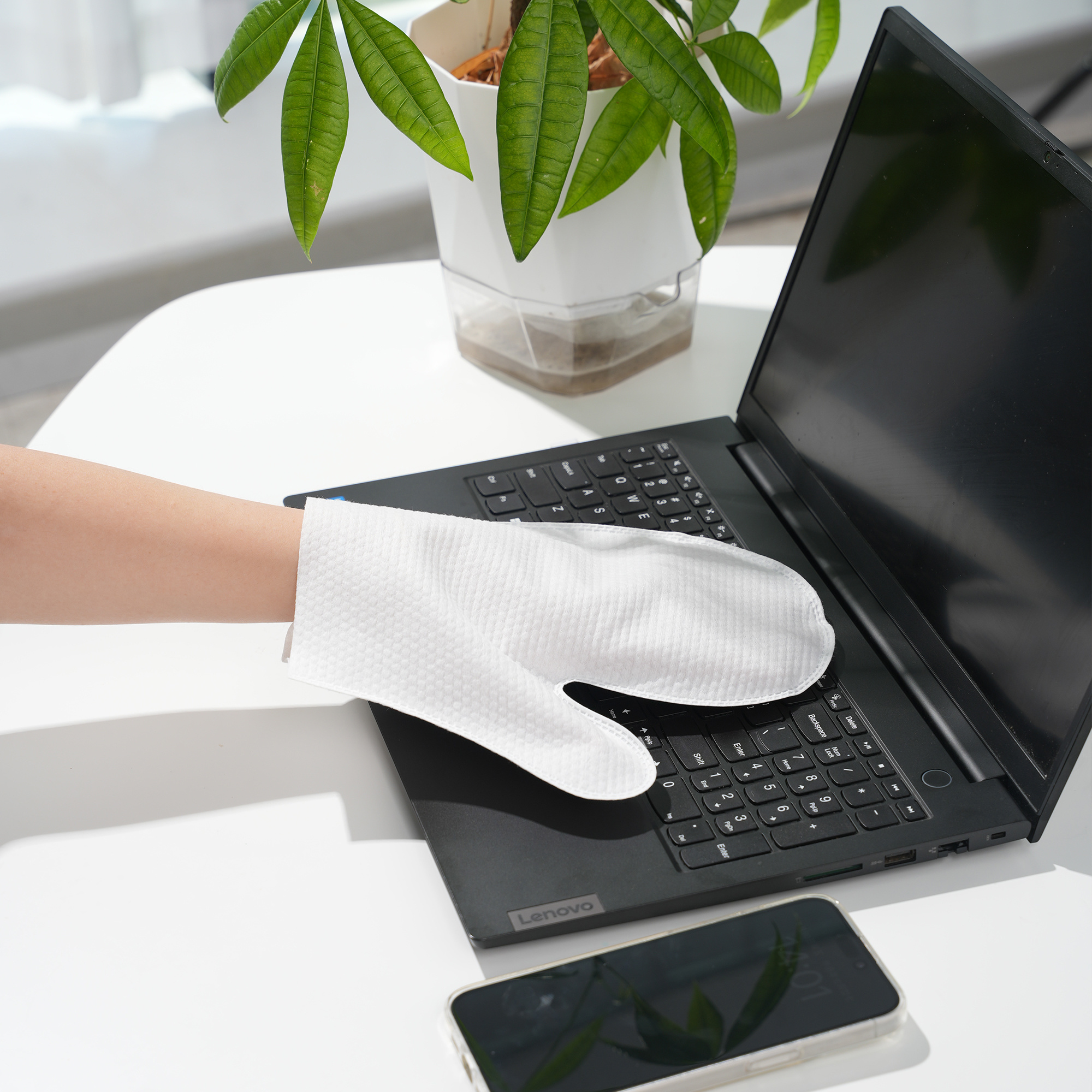 Titanfine Anti-Static Dust Removal Gloves by Tianzan