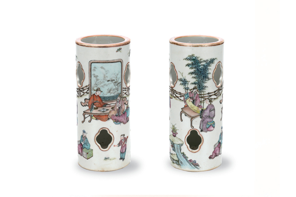 清  粉彩人物開(kāi)光帽筒一對(duì)
