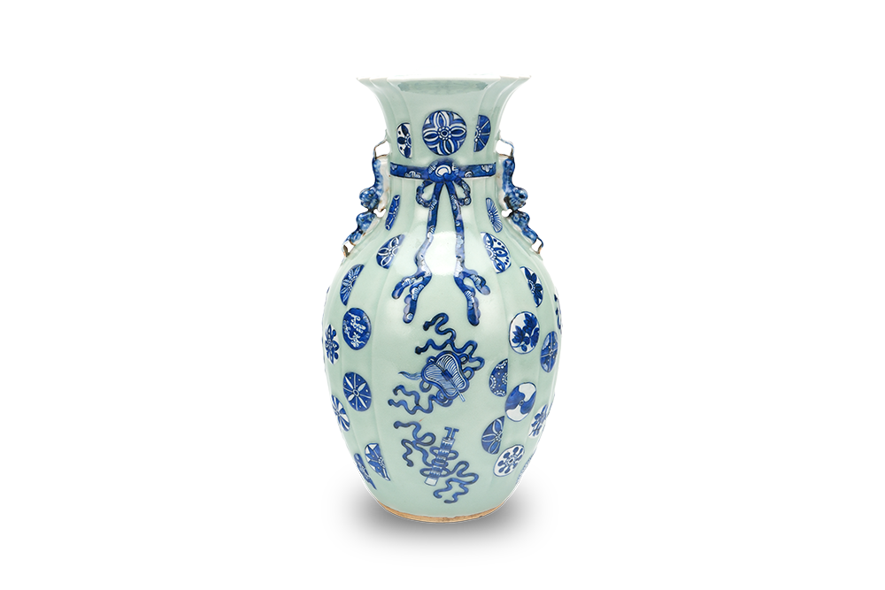 清 豆青青花瓶一對(duì)