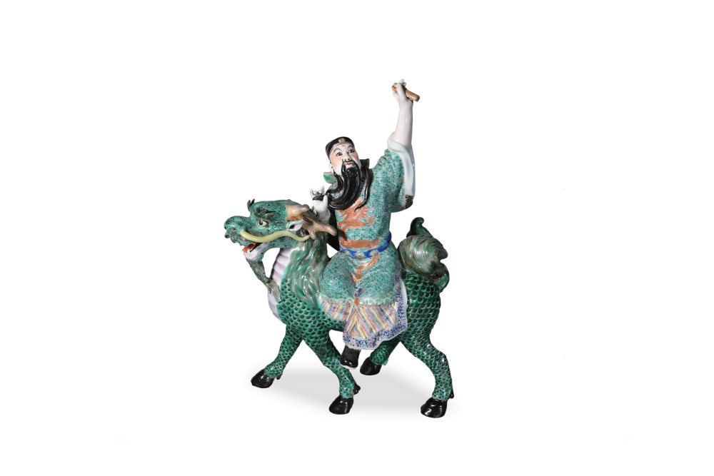 清  粉彩天官賜福瓷立像