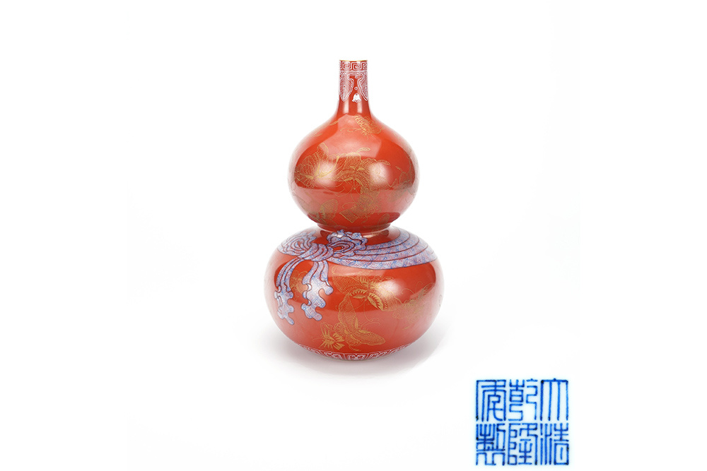 清 描金紅釉粉彩葫蘆瓶