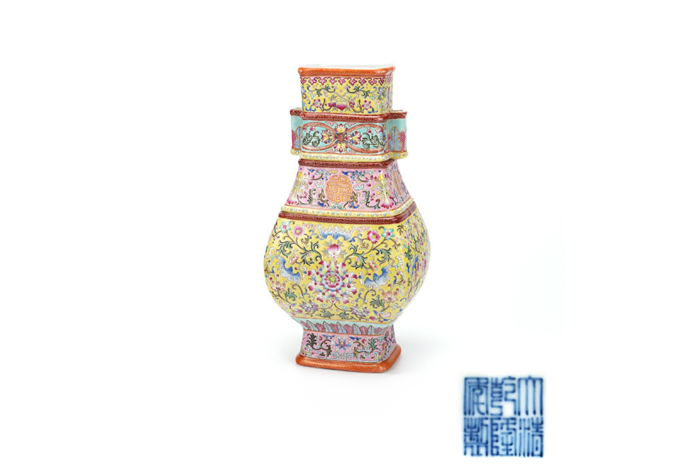 清 黃釉粉彩描金雙耳瓶