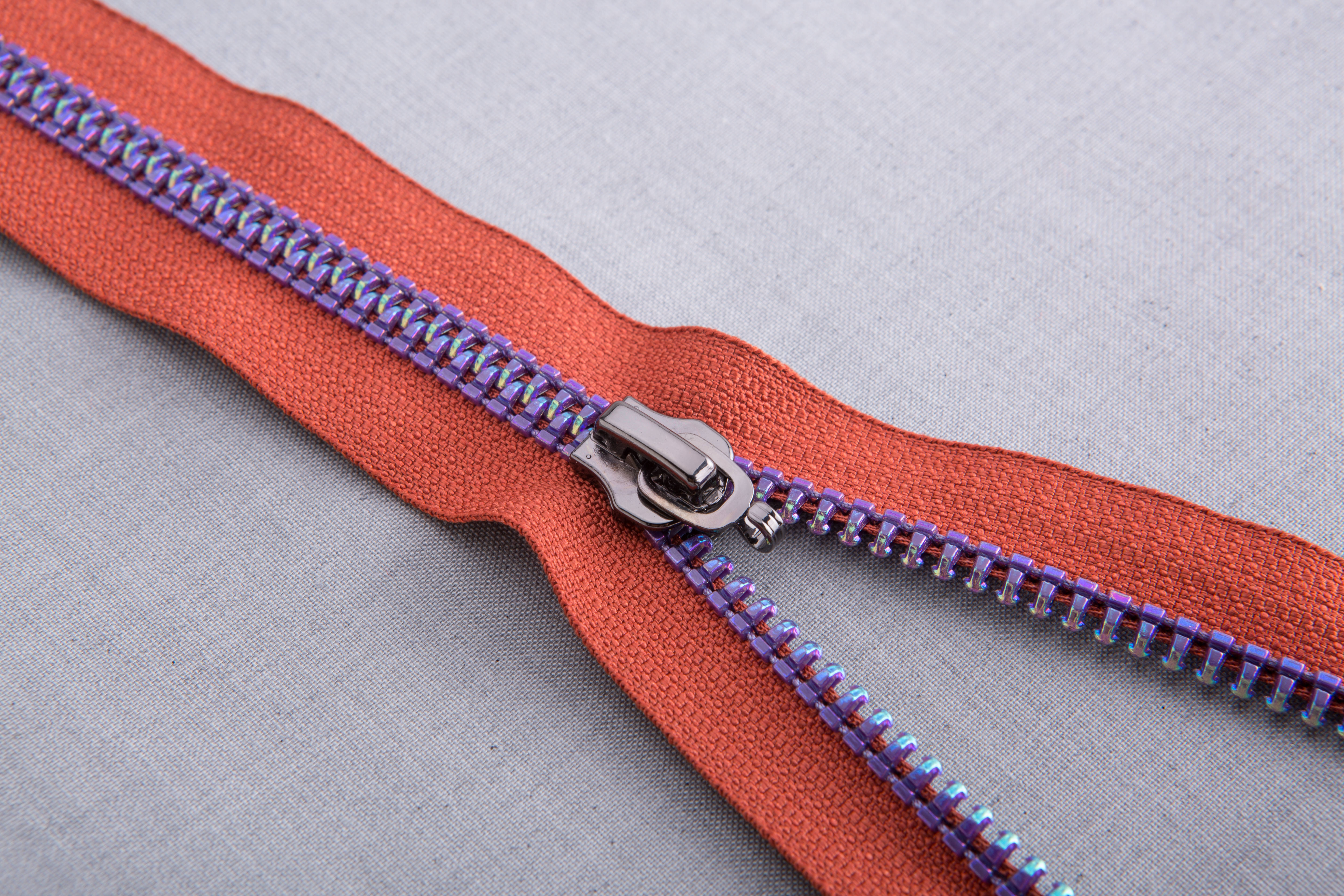 Intensified zipper