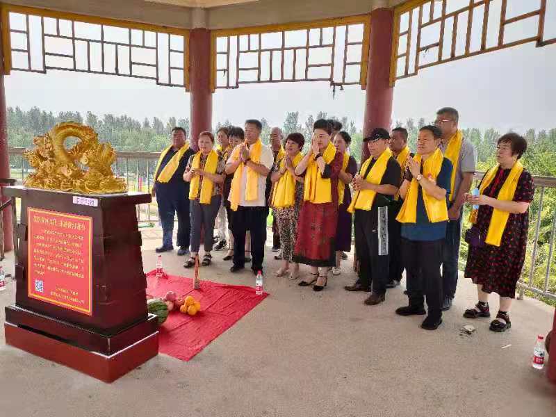 中华黄河龙落坐黄河入海口“黄河龙亭”