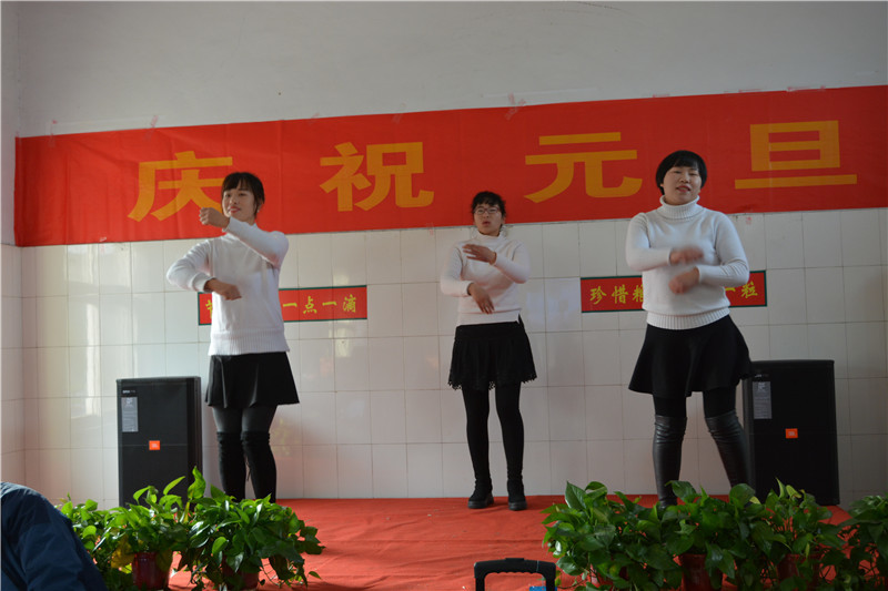 四肖三期必开一期