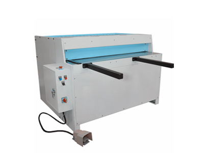 Electric shearing machine