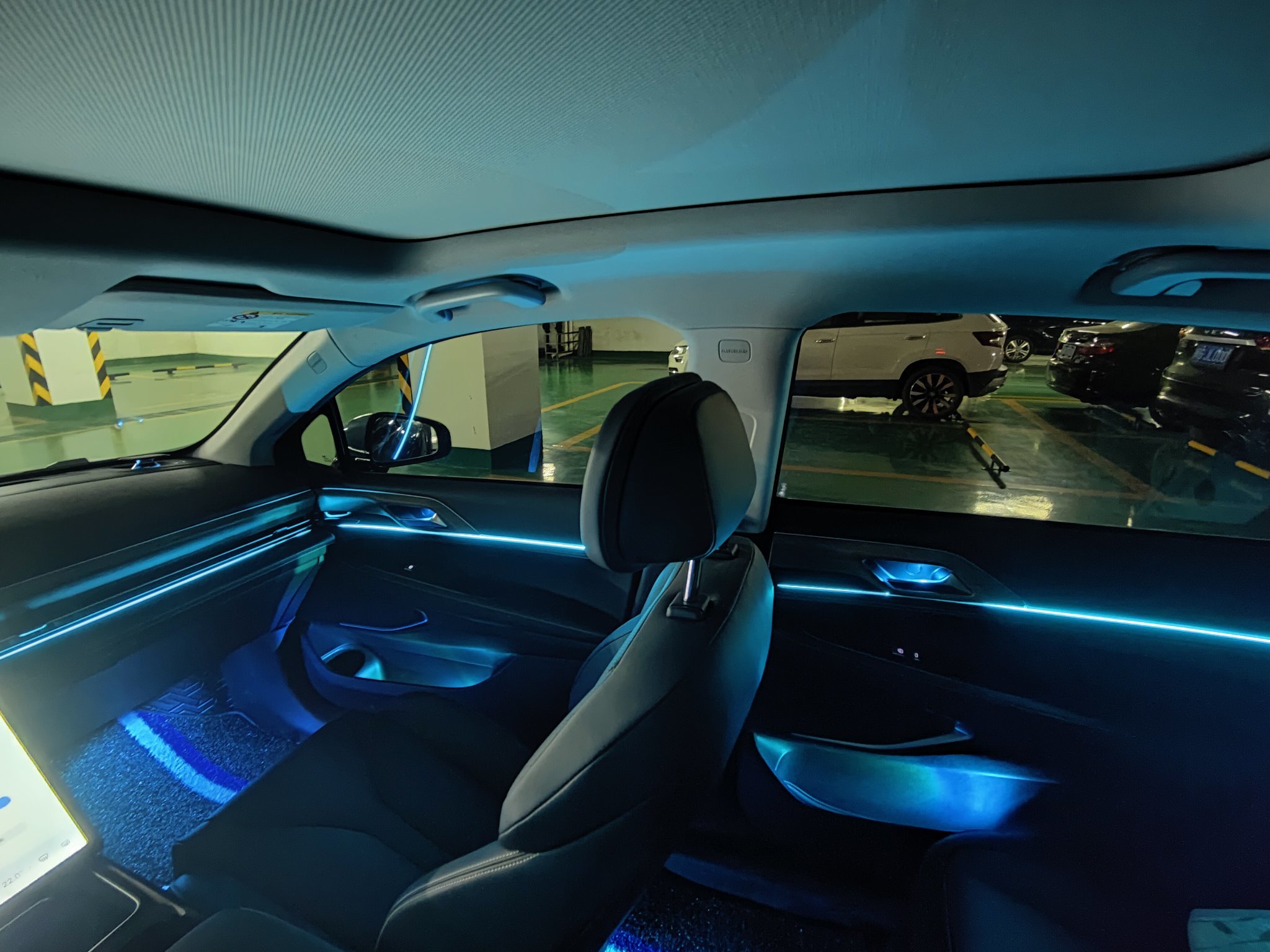 Recommended ambient lights that make your car shine brightly