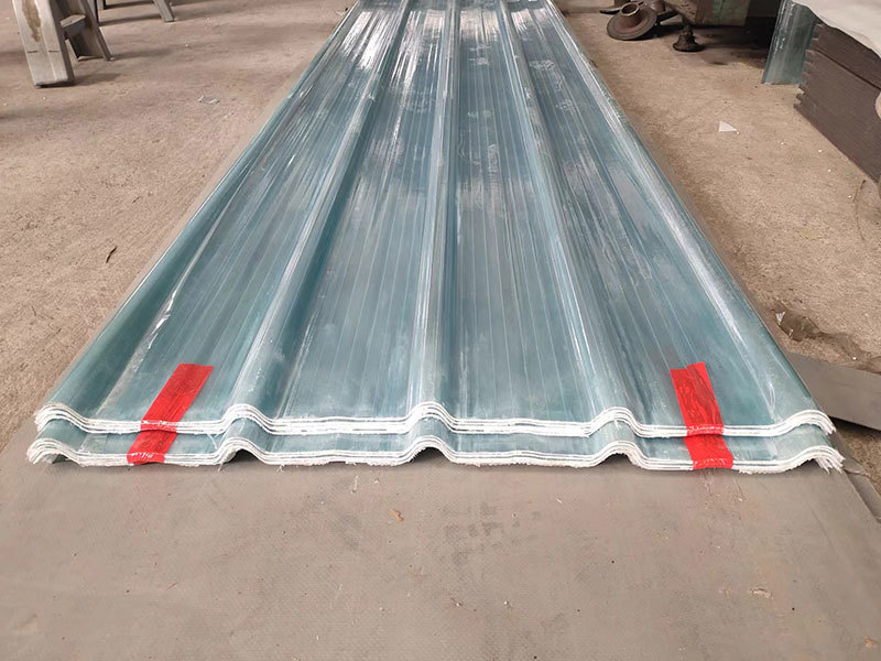 Transparent tile 900